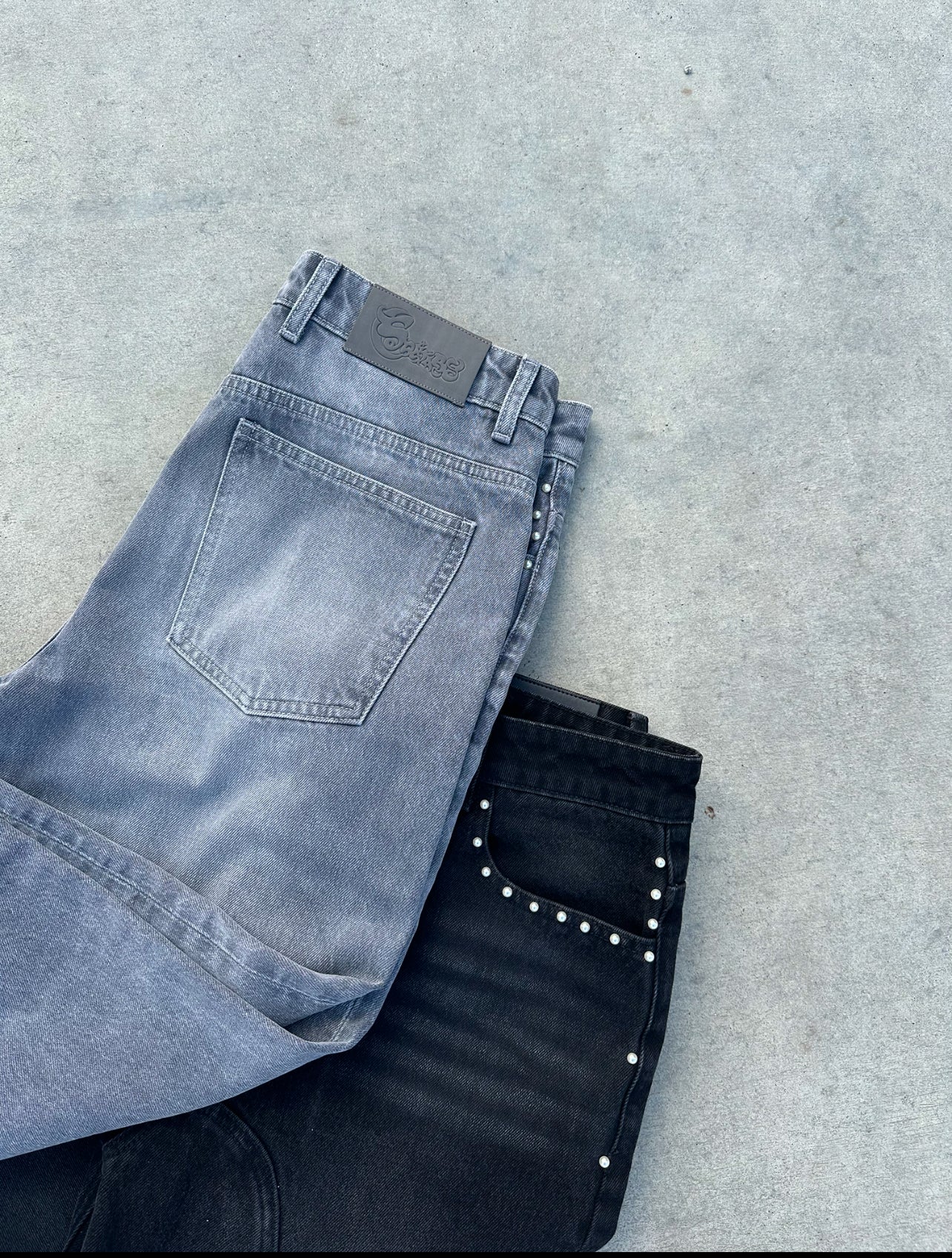 V2 Jean pearl sample 1of1 Noir