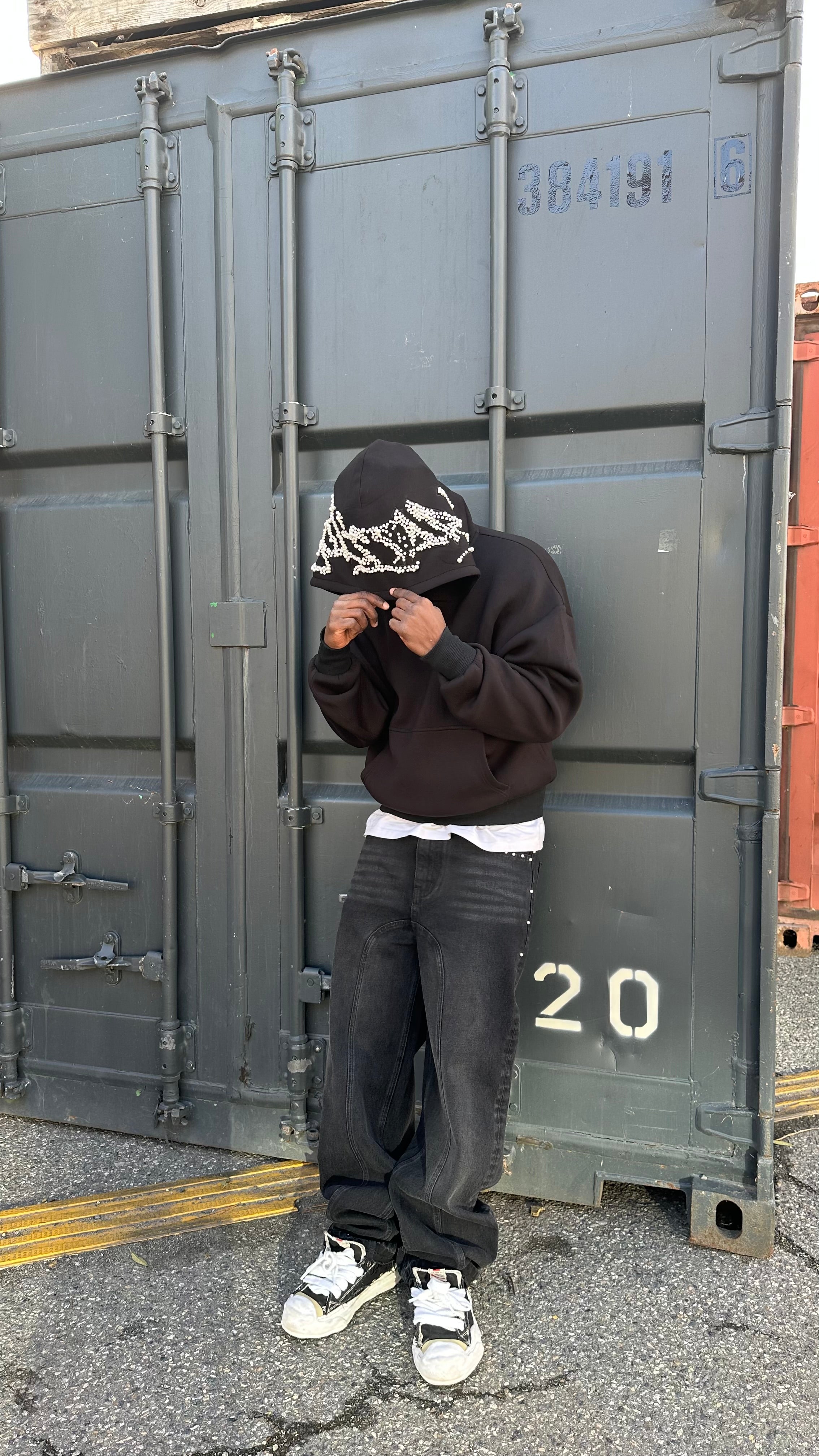 V2 Jean pearl sample 1of1 Noir