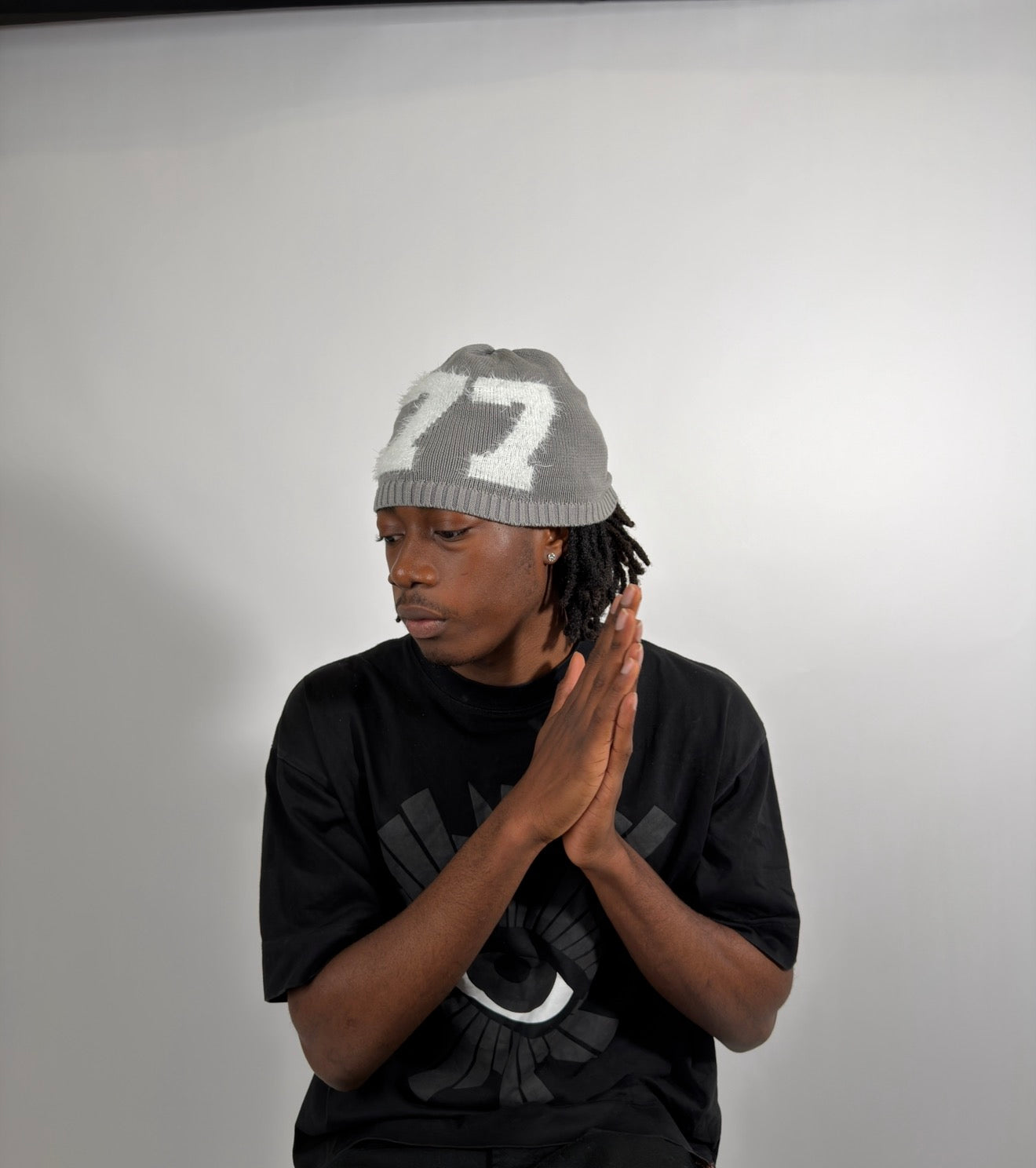 Beanie 77 GRAY