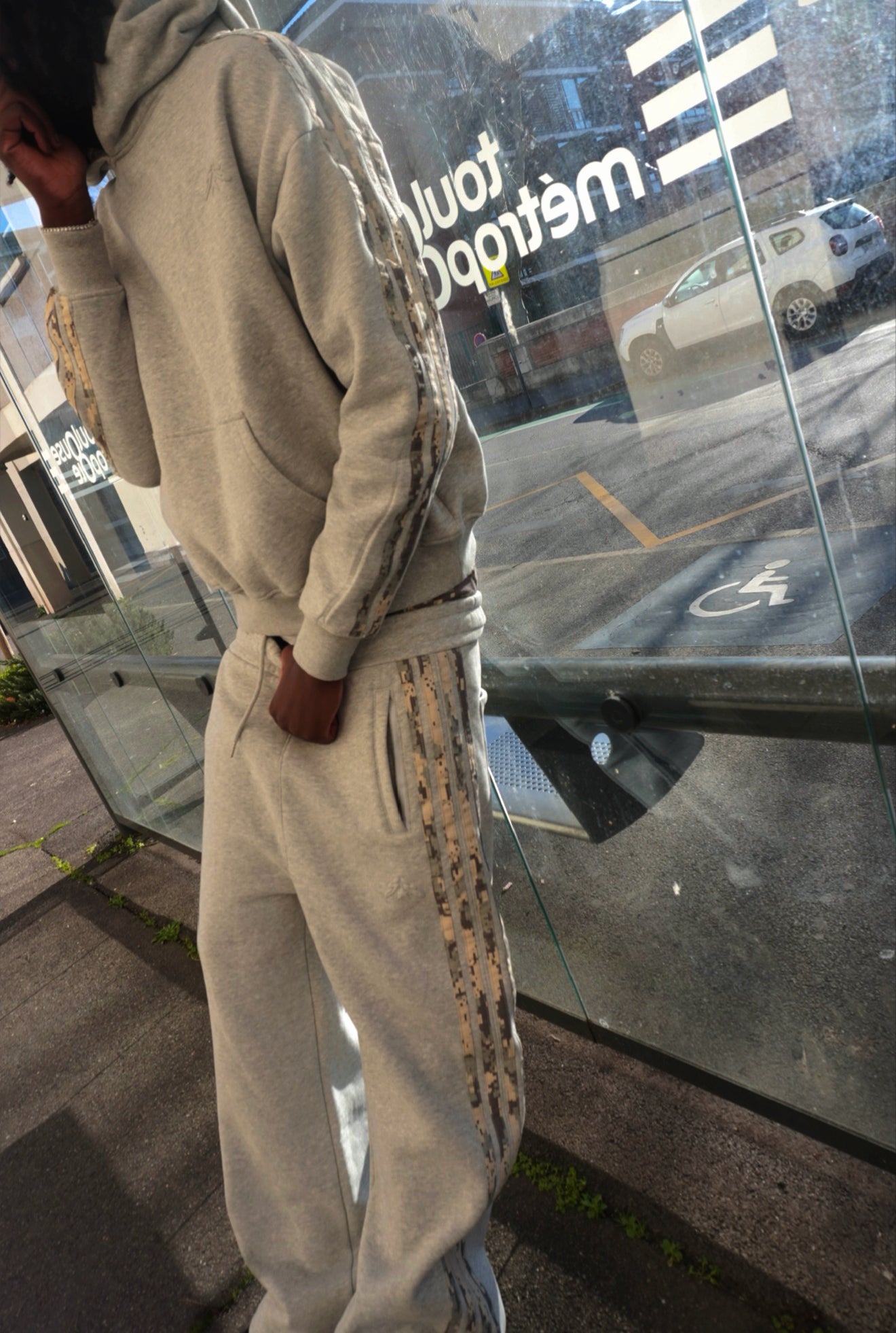 Pant military